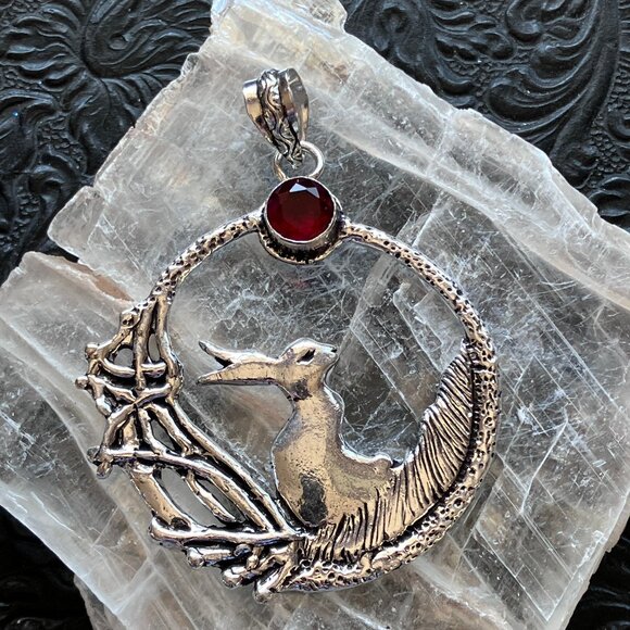 Bunny Rabbit with a Garnet Moon or Sun Crystal Pendant - Picture 5 of 6